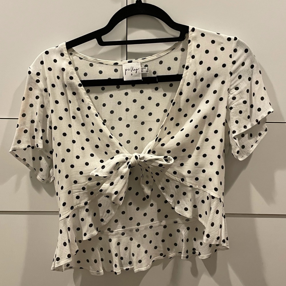 Princess polly poka dot tie shirt